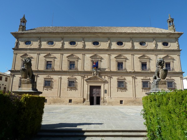 55-palacio-de-las-cadenas-o-ayuntamiento-ubeda-p1000769